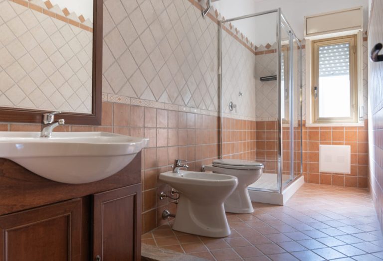 bagno-con-doccia.jpg